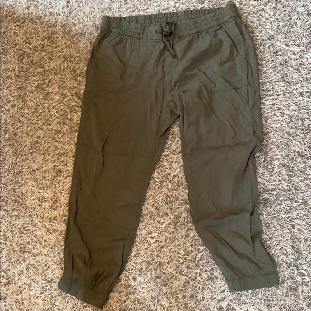 Flowy pants